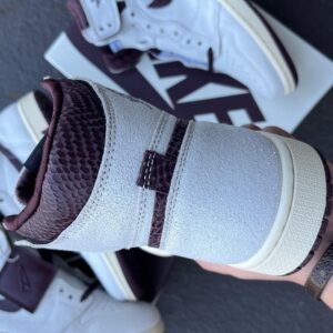 Authentic Nike shoes - Image 19