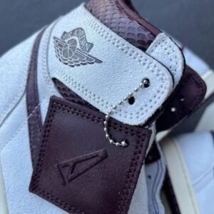 Authentic Nike shoes - Image 22